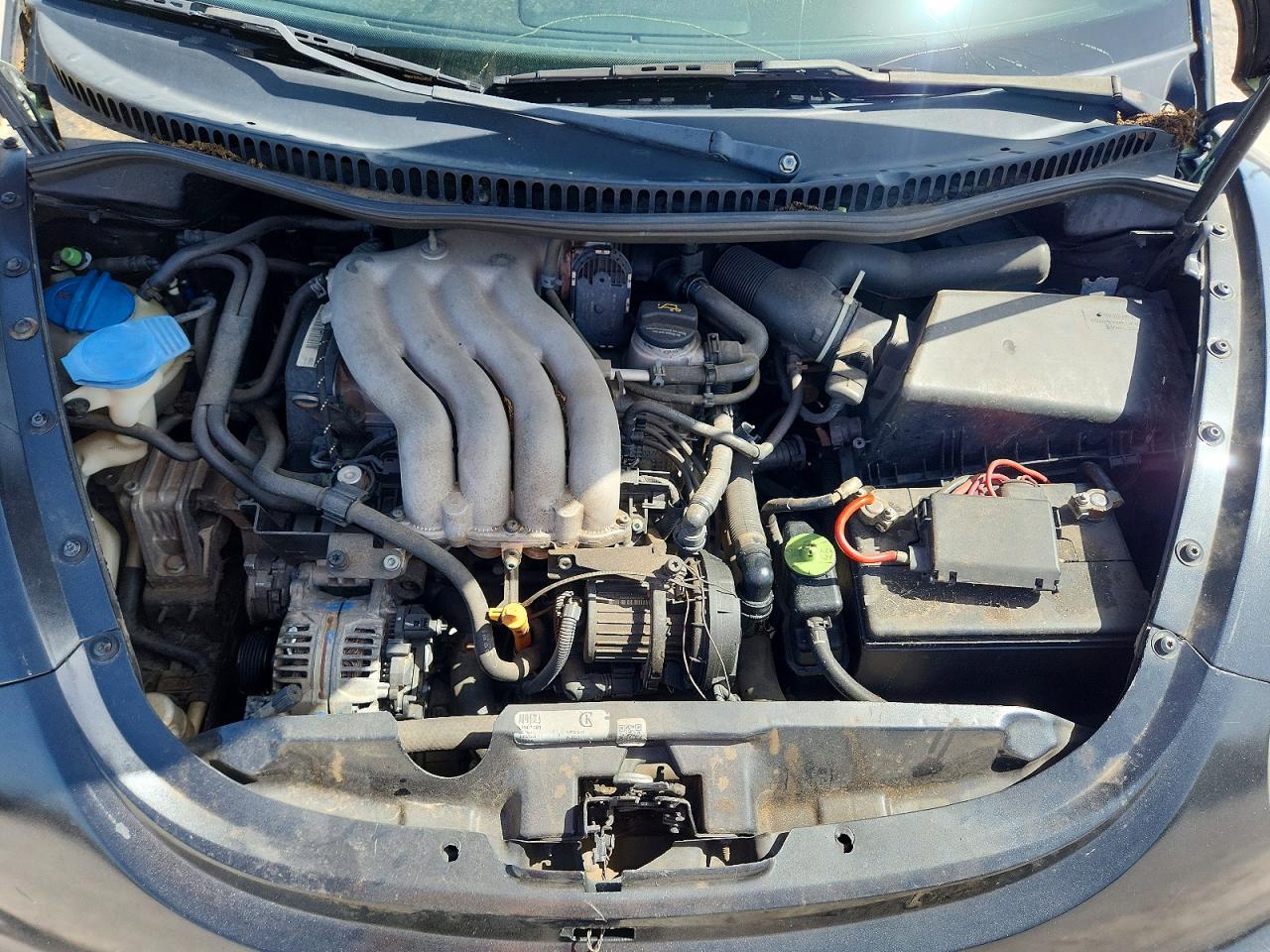 2003 VOLKSWAGEN BEETLE