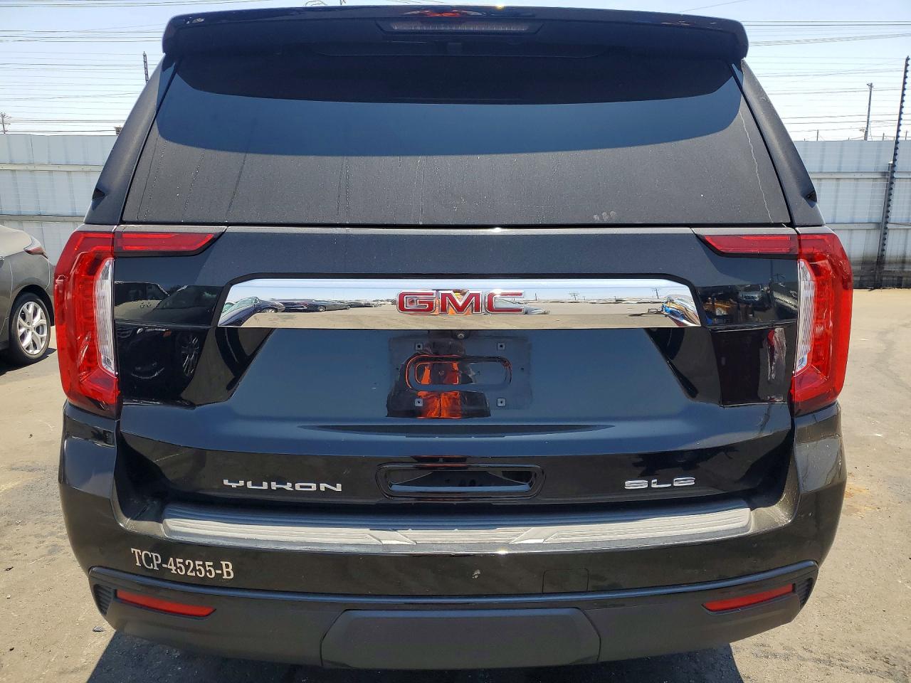 2021 GMC YUKON