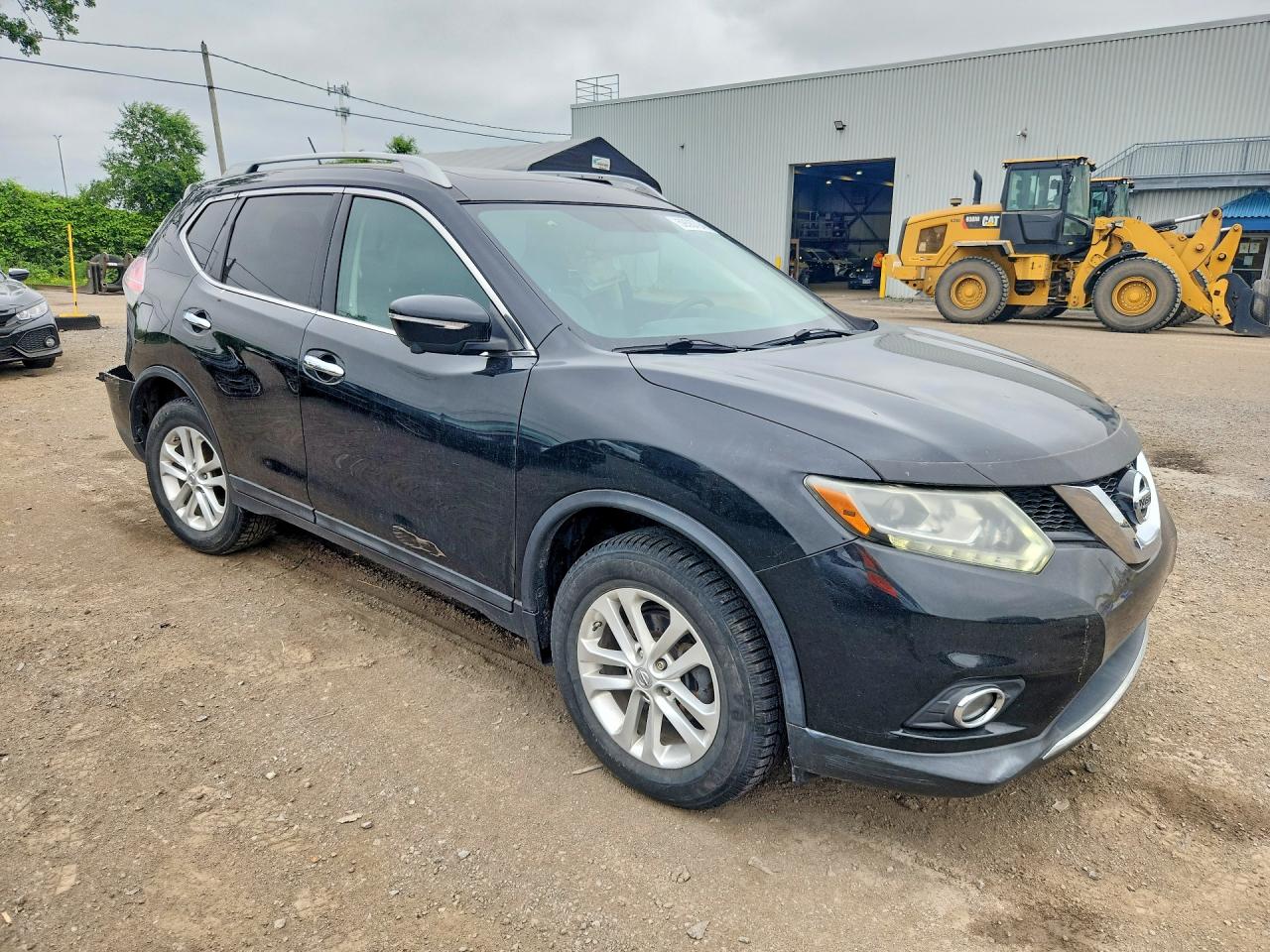2015 NISSAN ROGUE