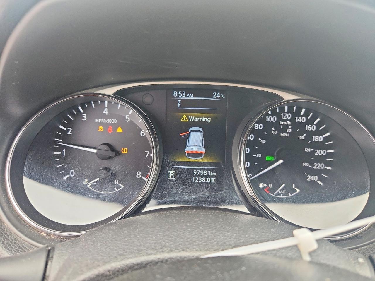 2015 NISSAN ROGUE