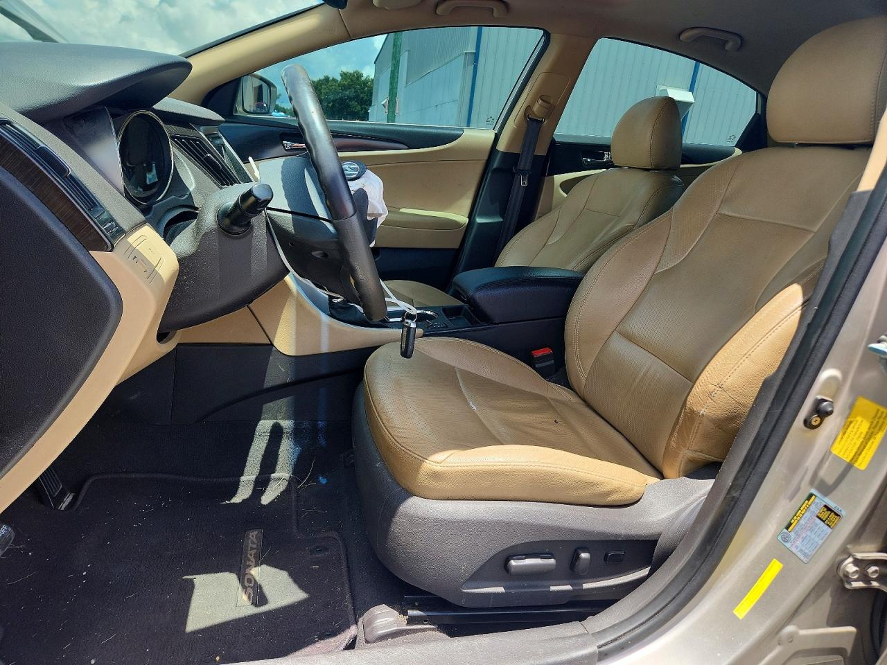 2011 HYUNDAI SONATA