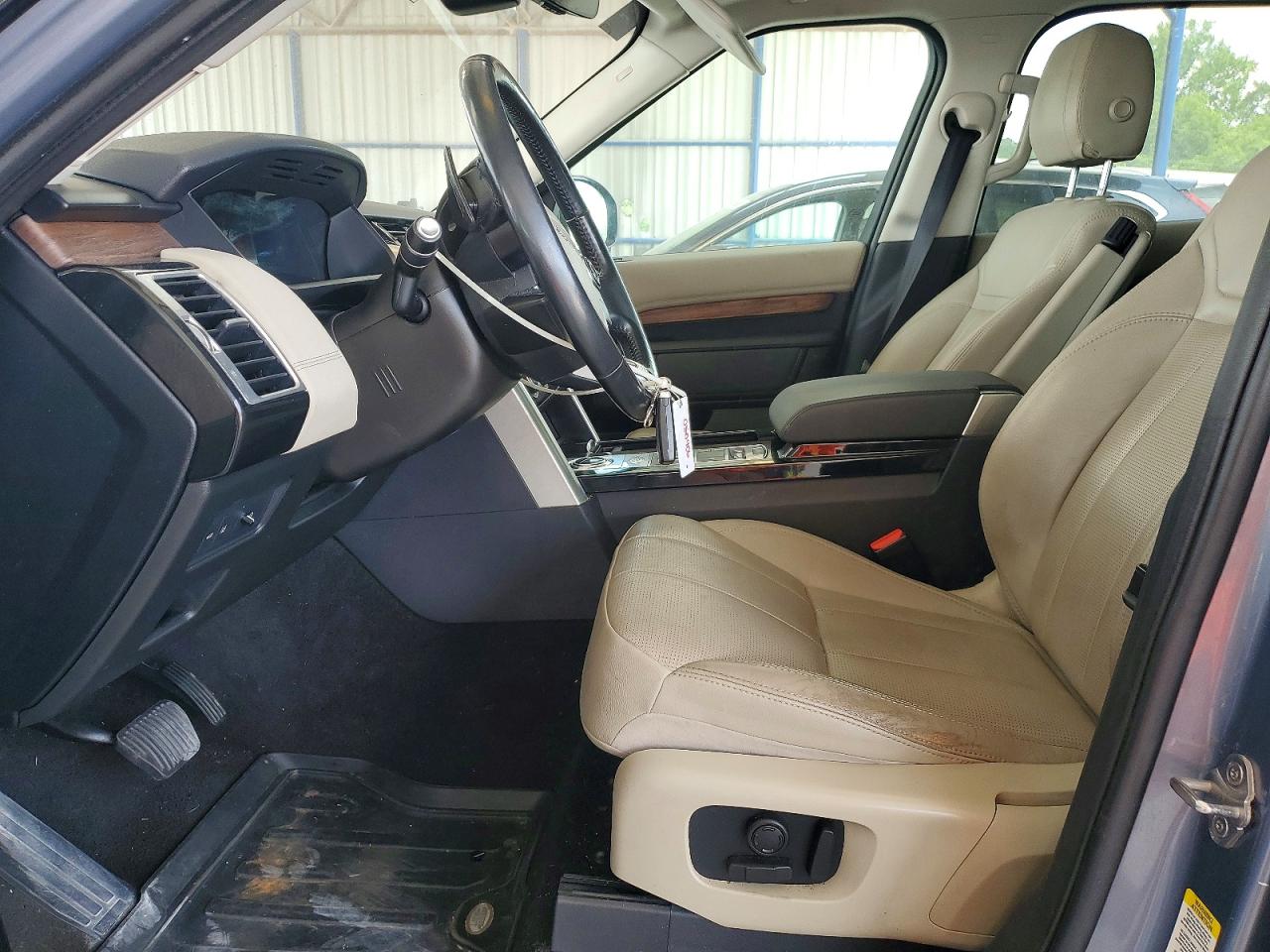 2018 LAND ROVER DISCOVERY