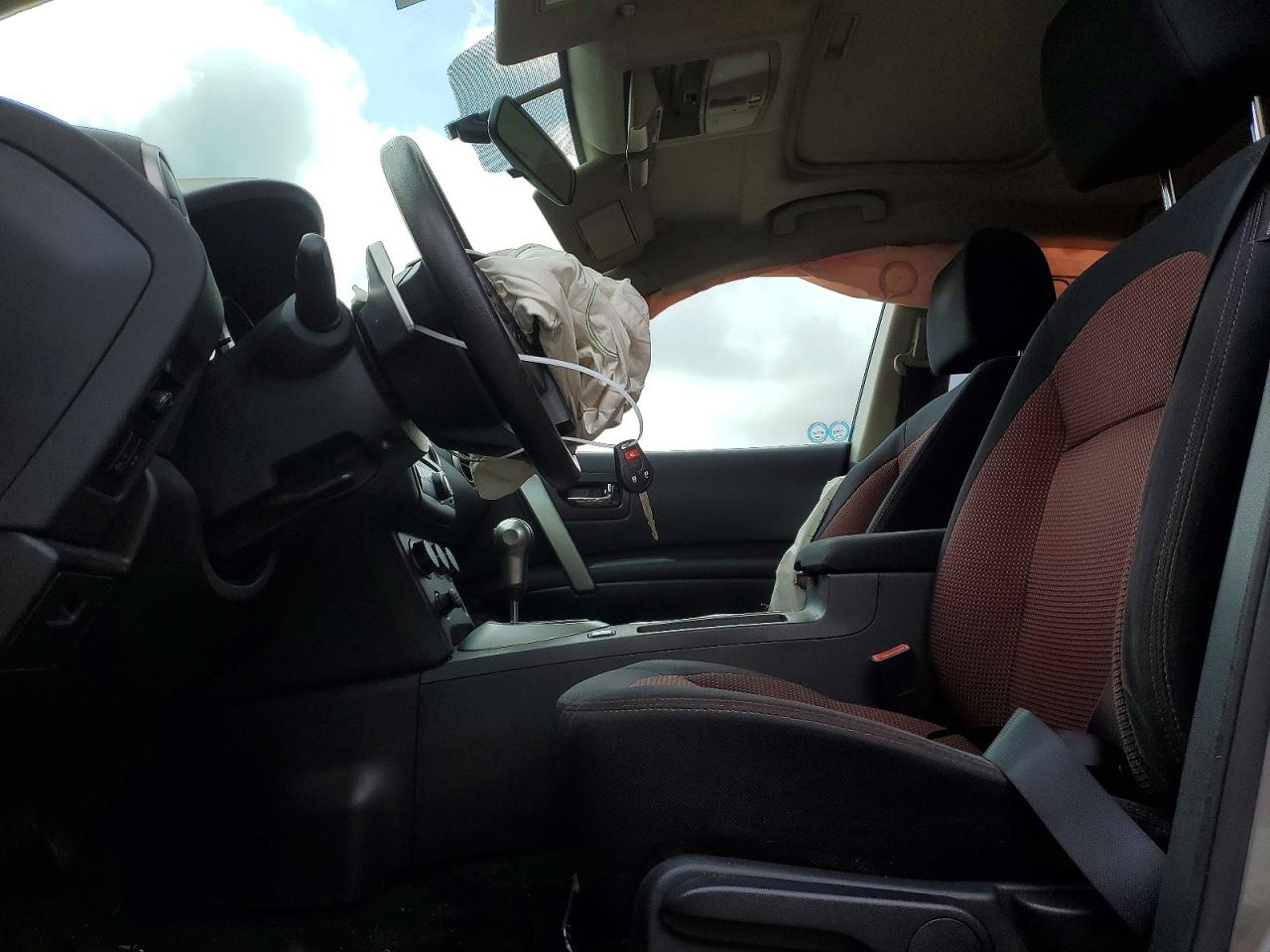 2010 NISSAN ROGUE