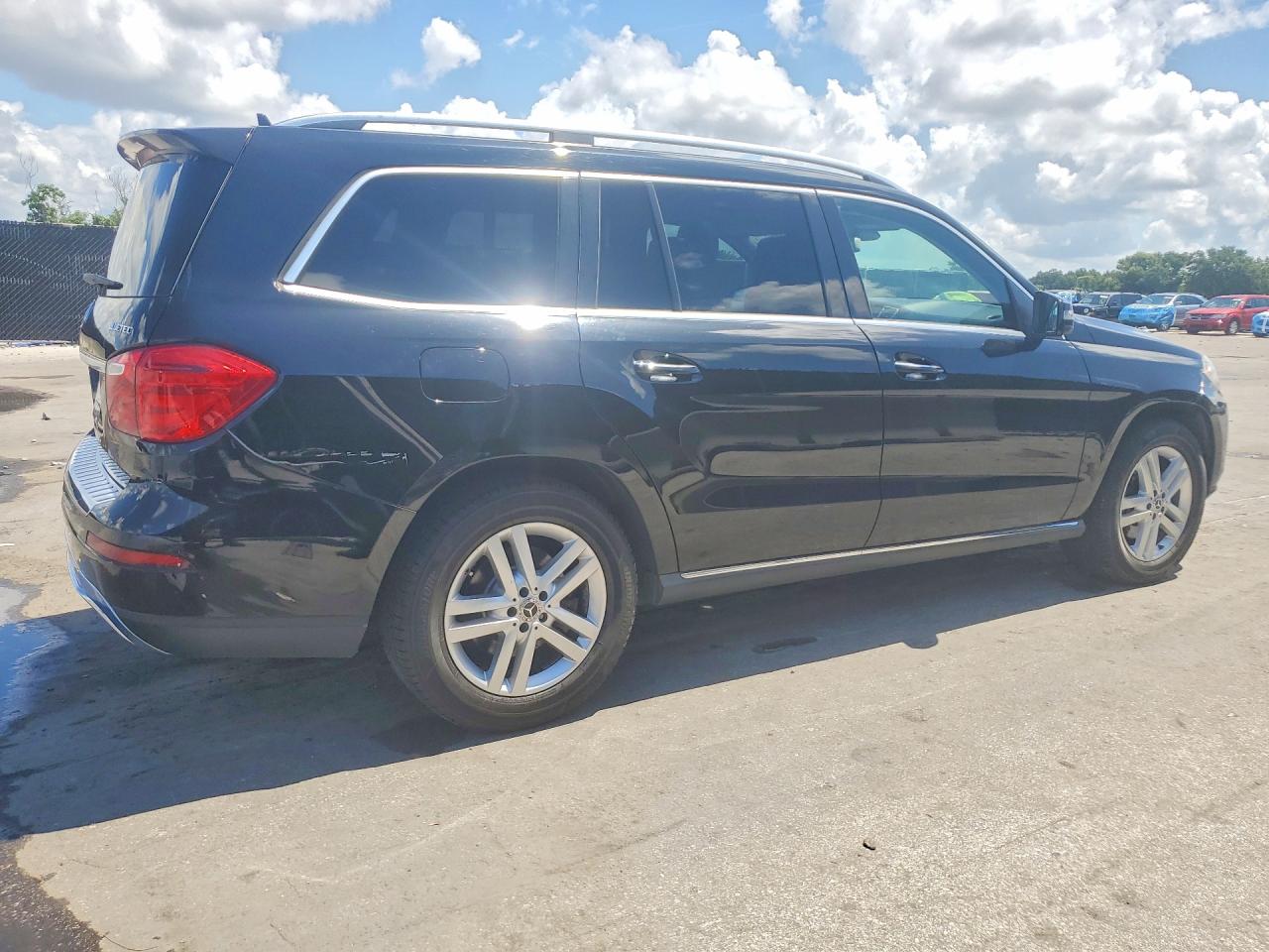 2015 MERCEDES-BENZ GL-CLASS