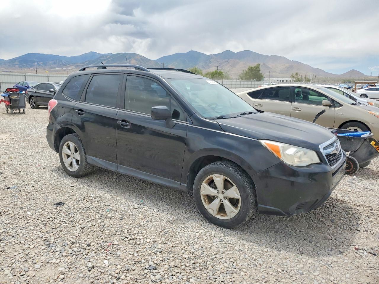 2015 SUBARU FORESTER