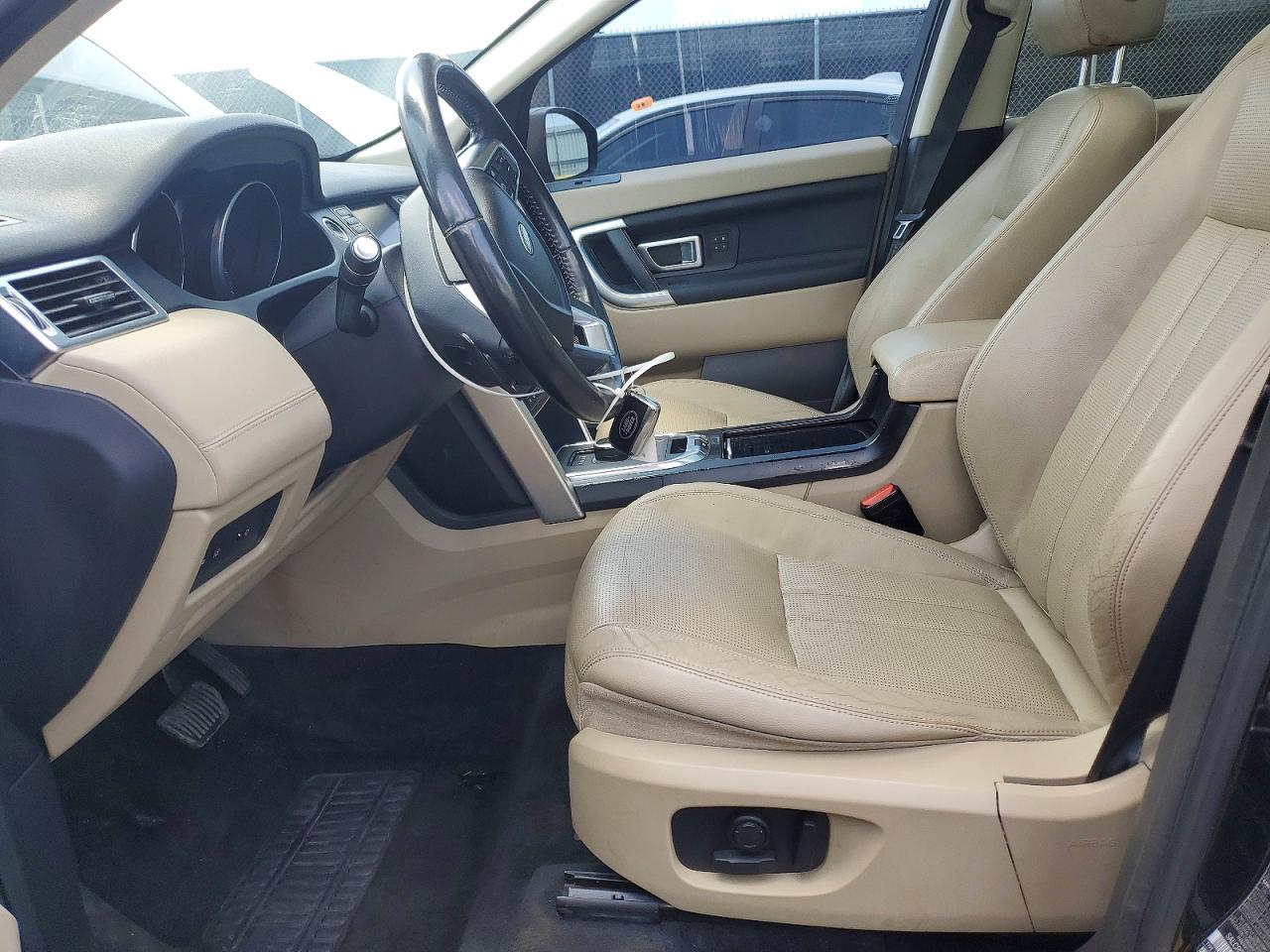 2017 LAND ROVER DISCOVERY