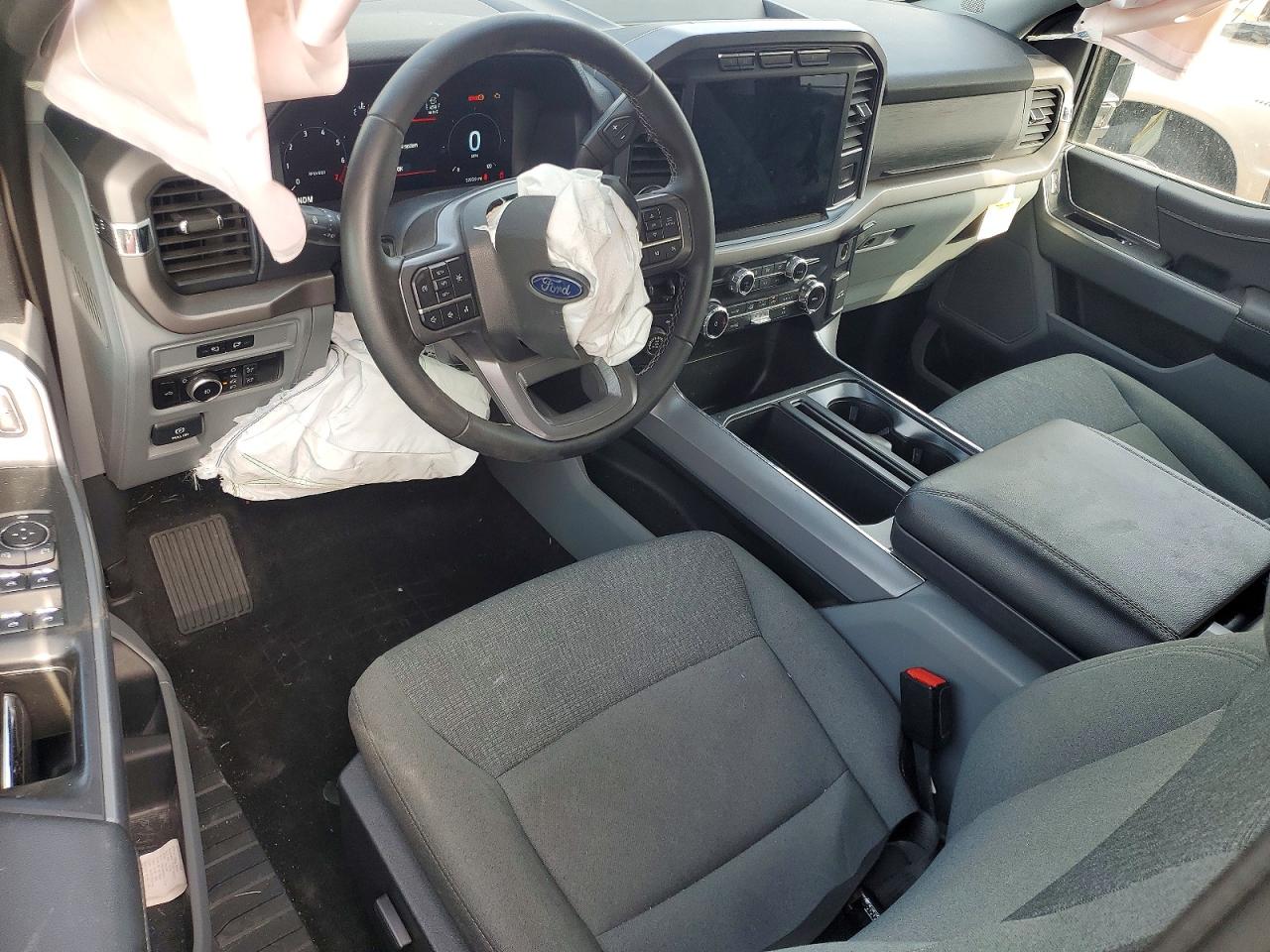 2024 FORD F150