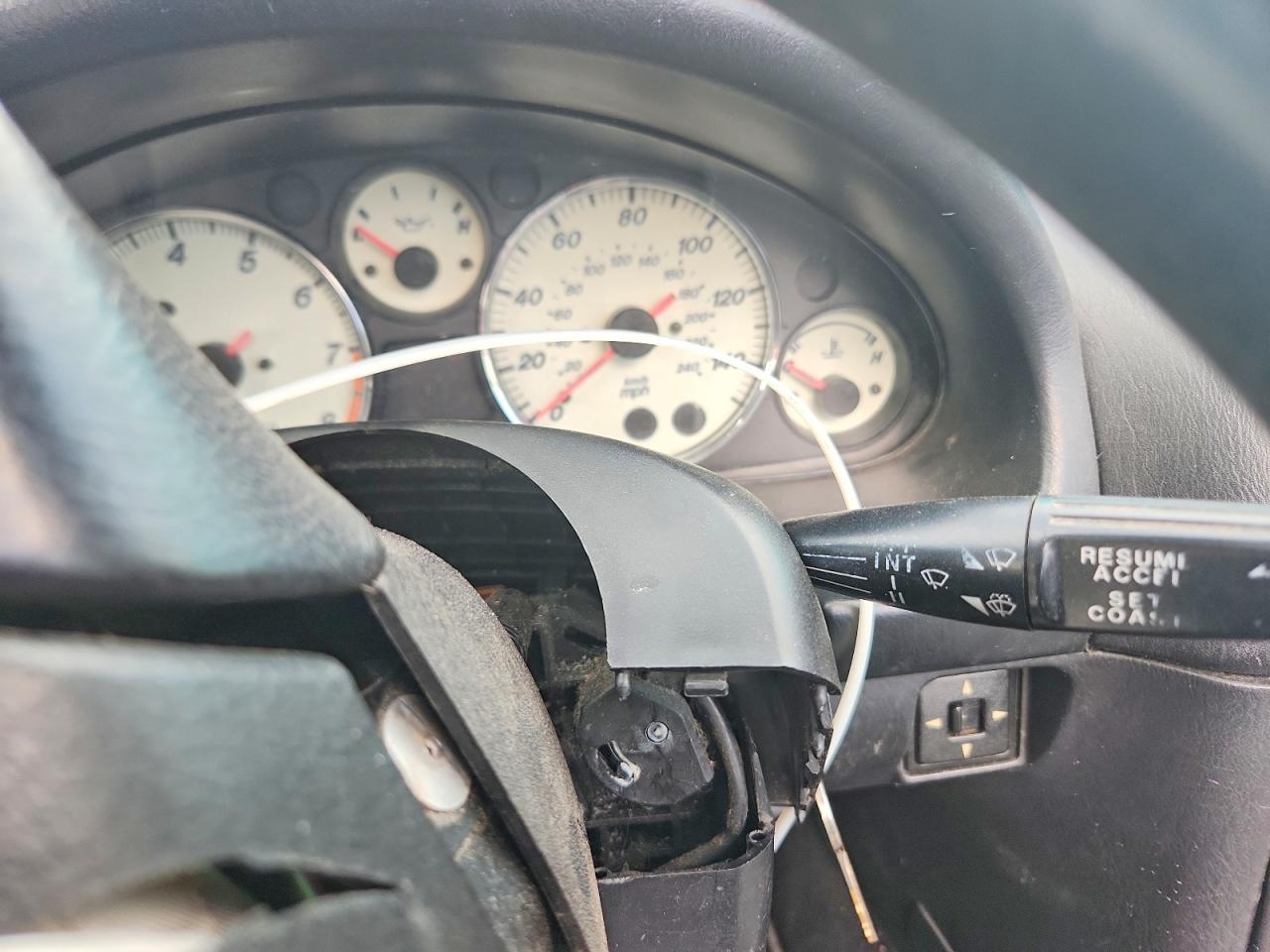 2002 MAZDA MX5