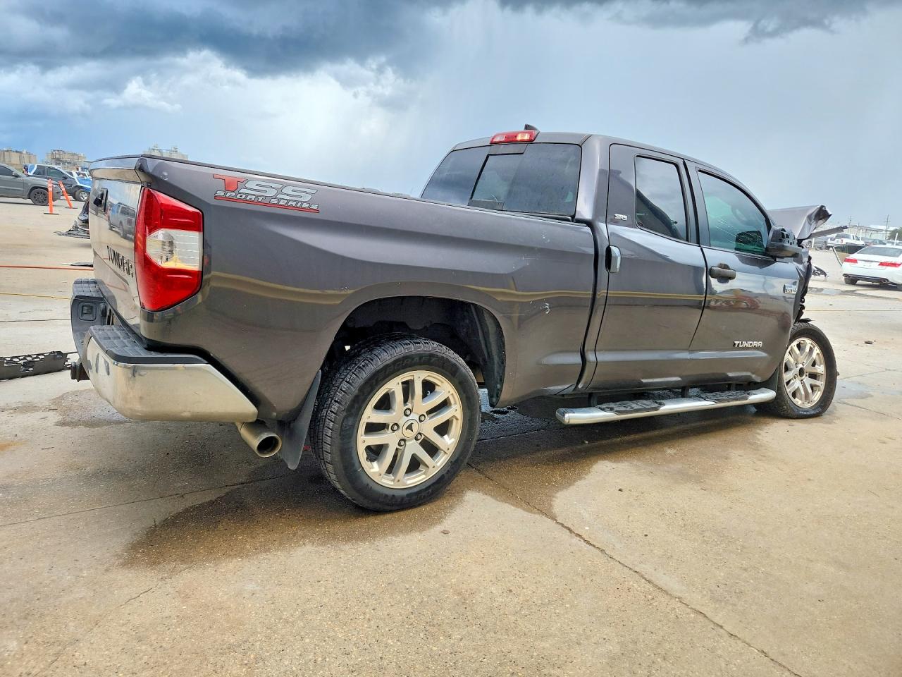 2020 TOYOTA TUNDRA