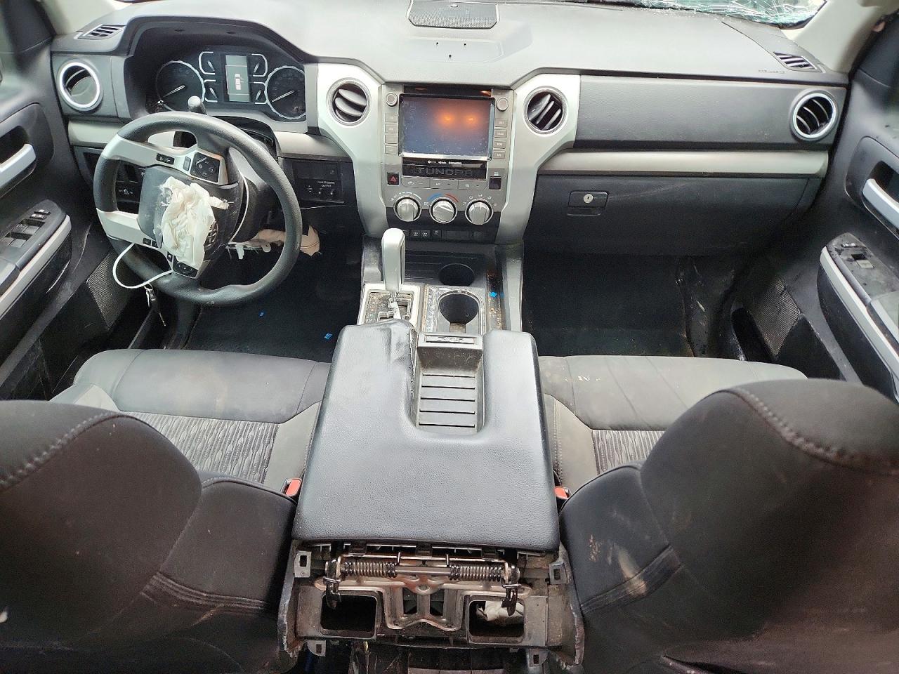 2020 TOYOTA TUNDRA