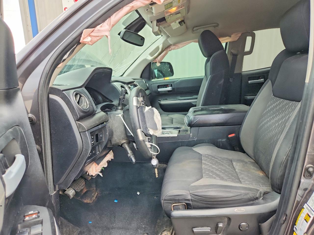 2020 TOYOTA TUNDRA