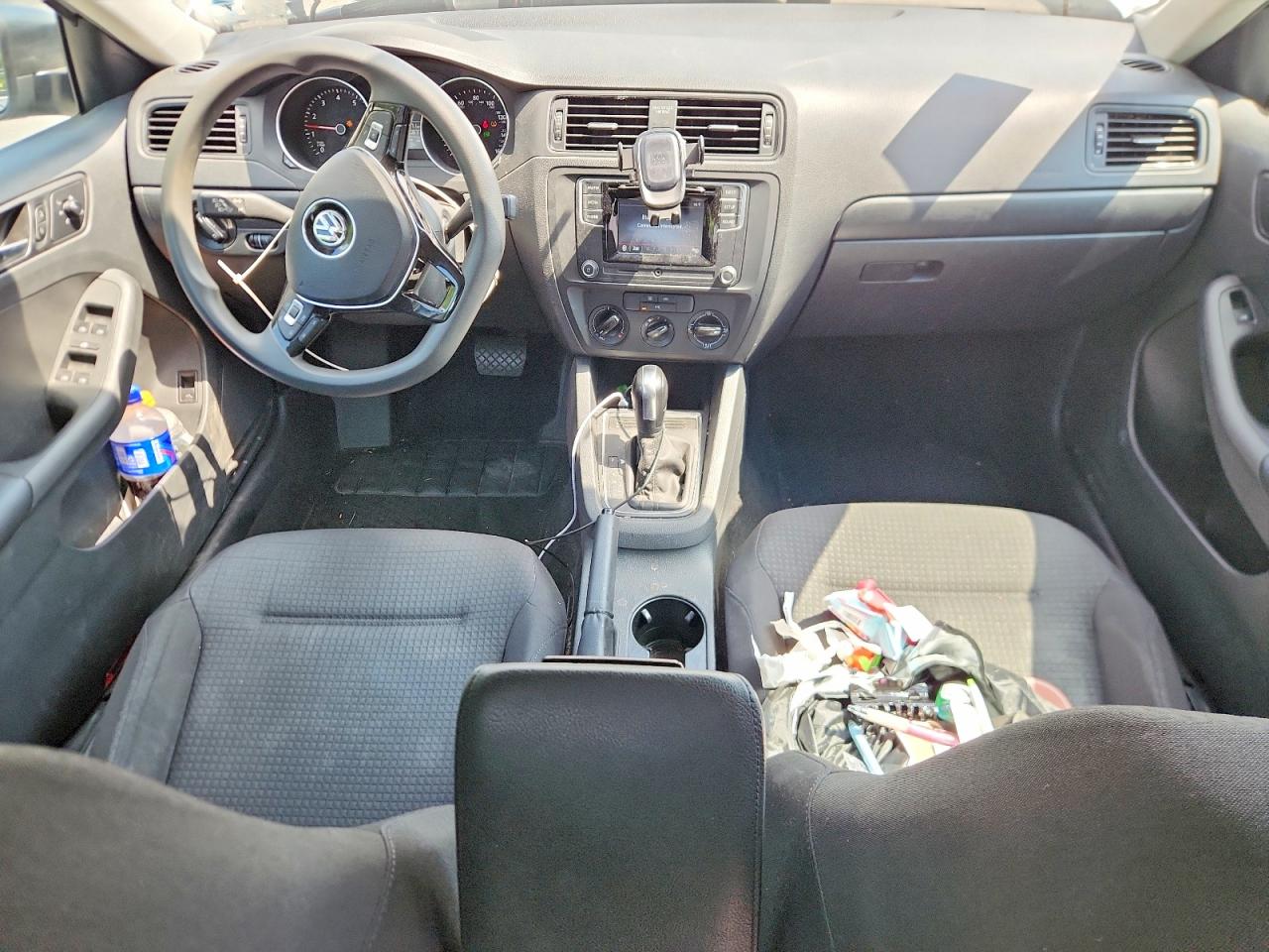 2016 VOLKSWAGEN JETTA