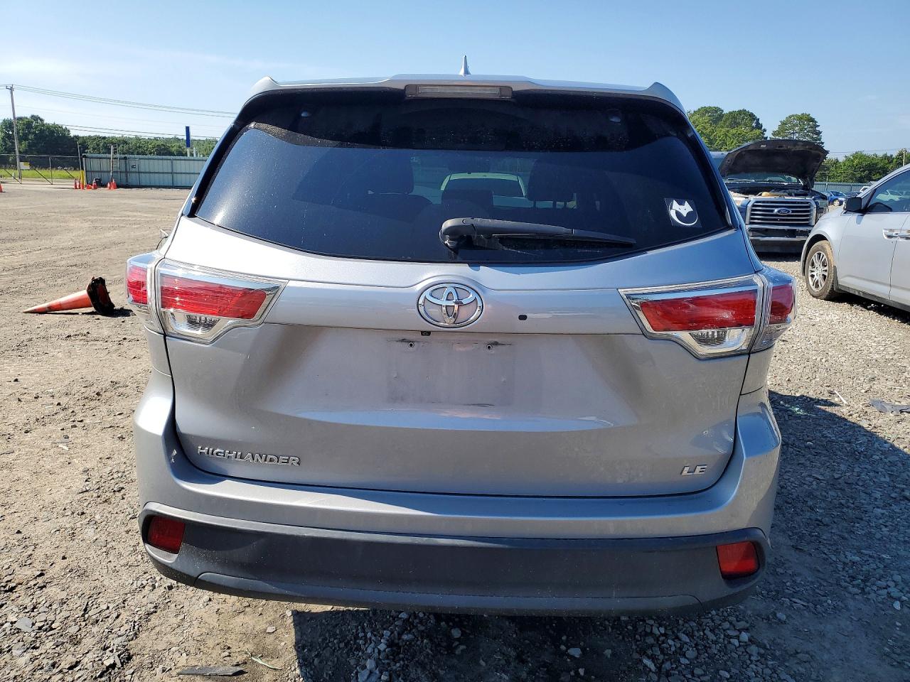 2016 TOYOTA HIGHLANDER