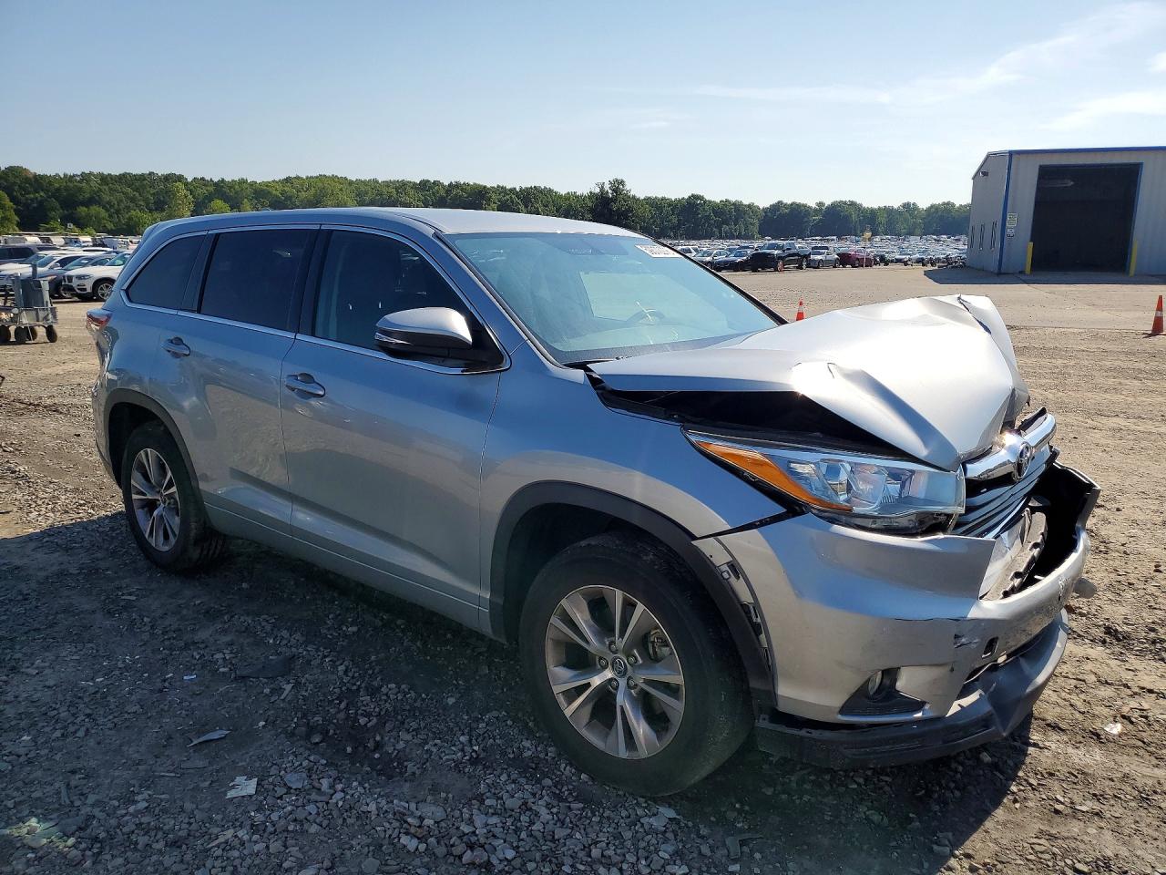 2016 TOYOTA HIGHLANDER
