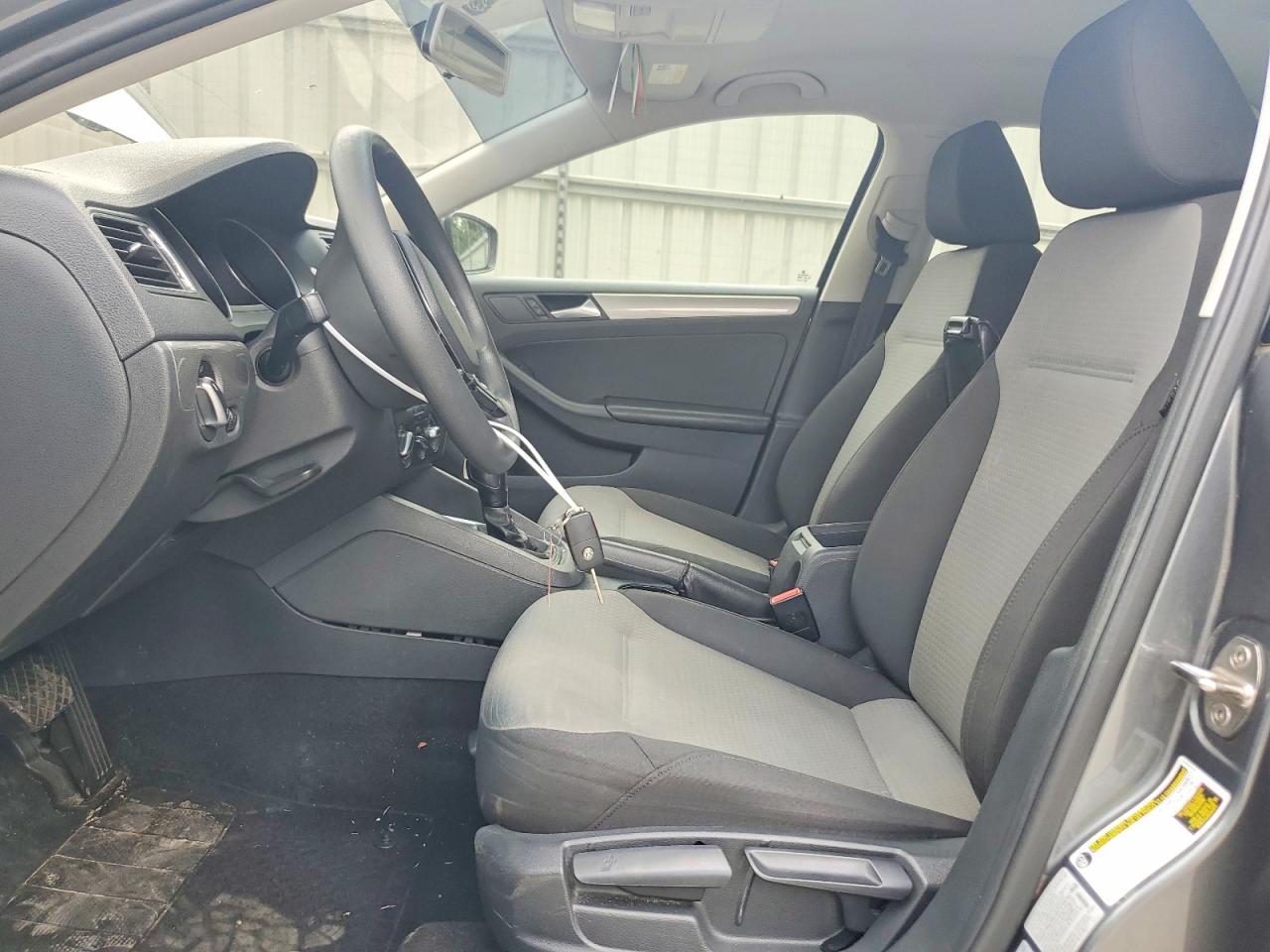2017 VOLKSWAGEN JETTA