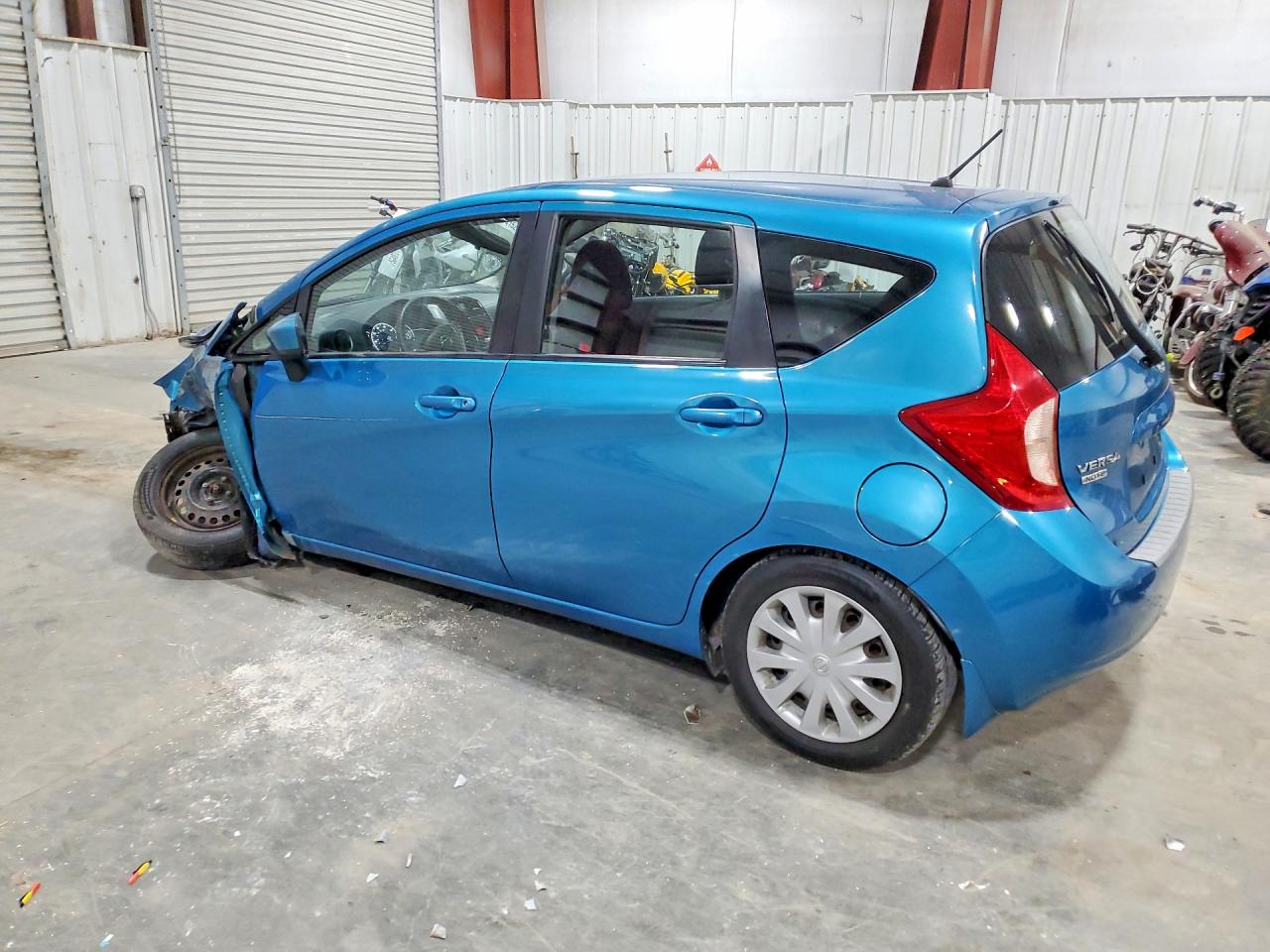 2015 NISSAN VERSA