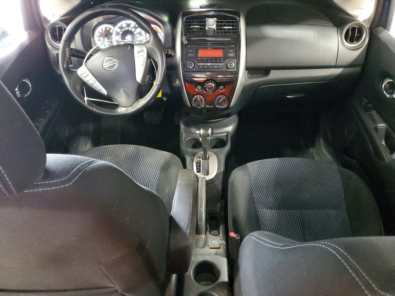 2015 NISSAN VERSA