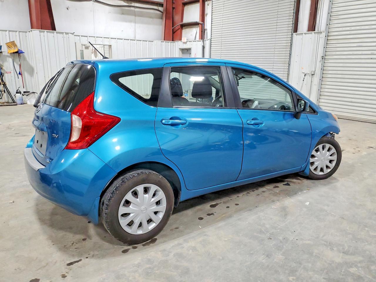 2015 NISSAN VERSA
