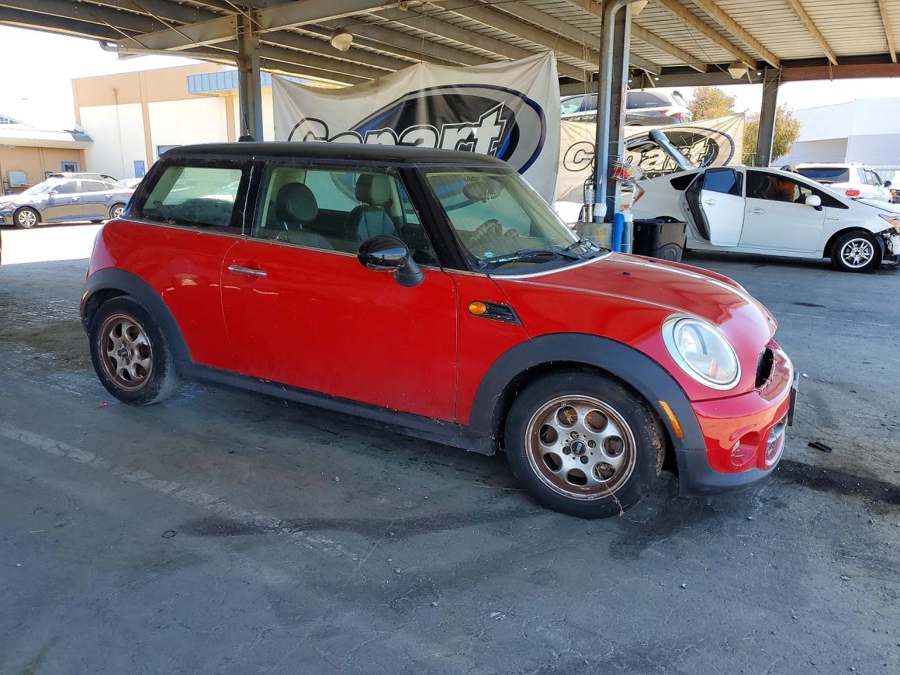 2013 MINI COOPER