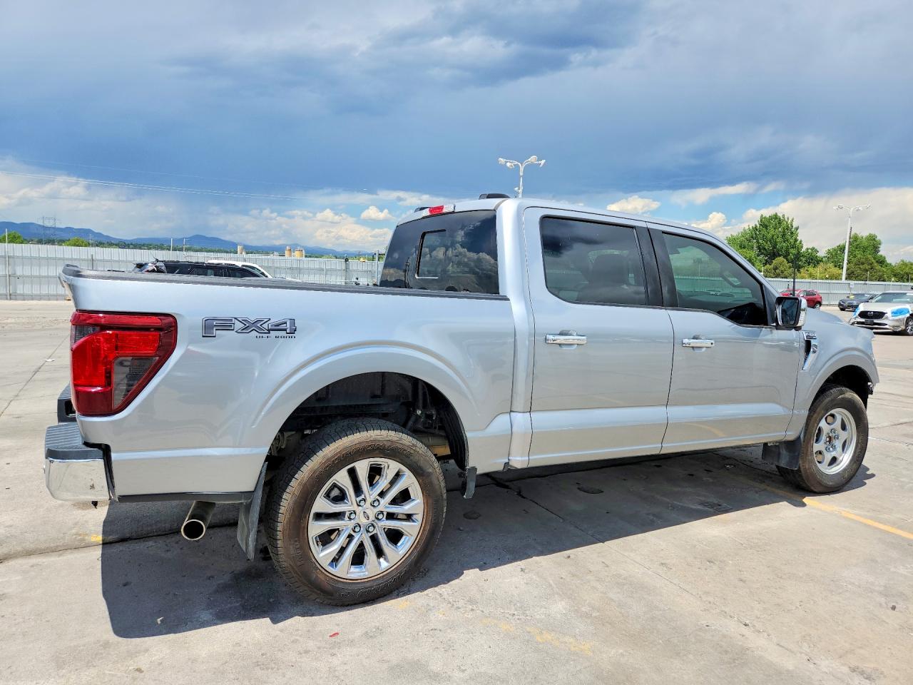 2024 FORD F150