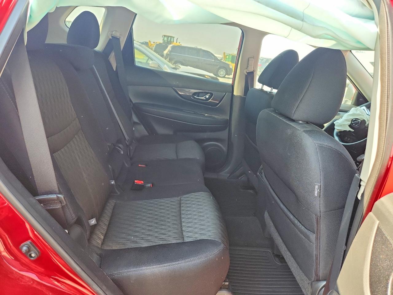 2017 NISSAN ROGUE