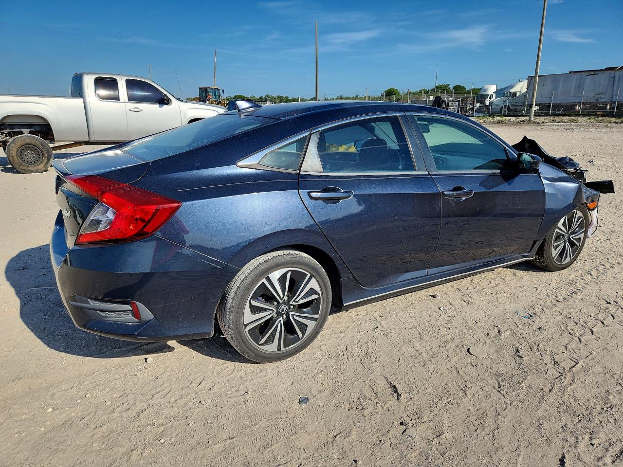 2016 HONDA CIVIC