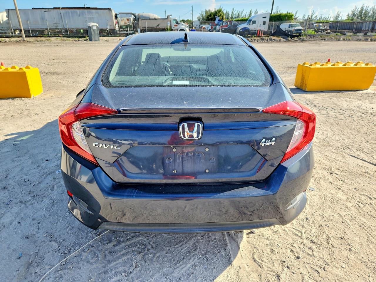 2016 HONDA CIVIC