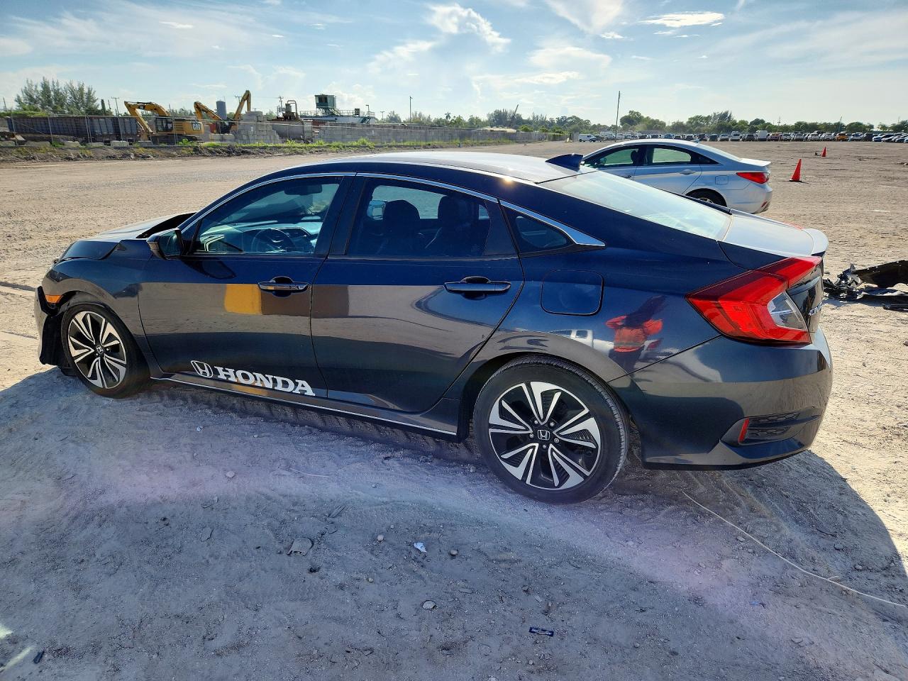 2016 HONDA CIVIC