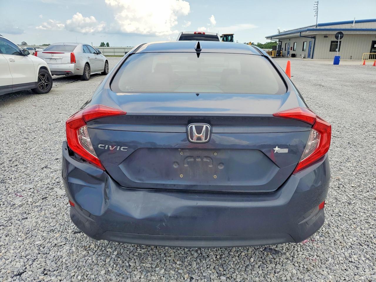 2018 HONDA CIVIC