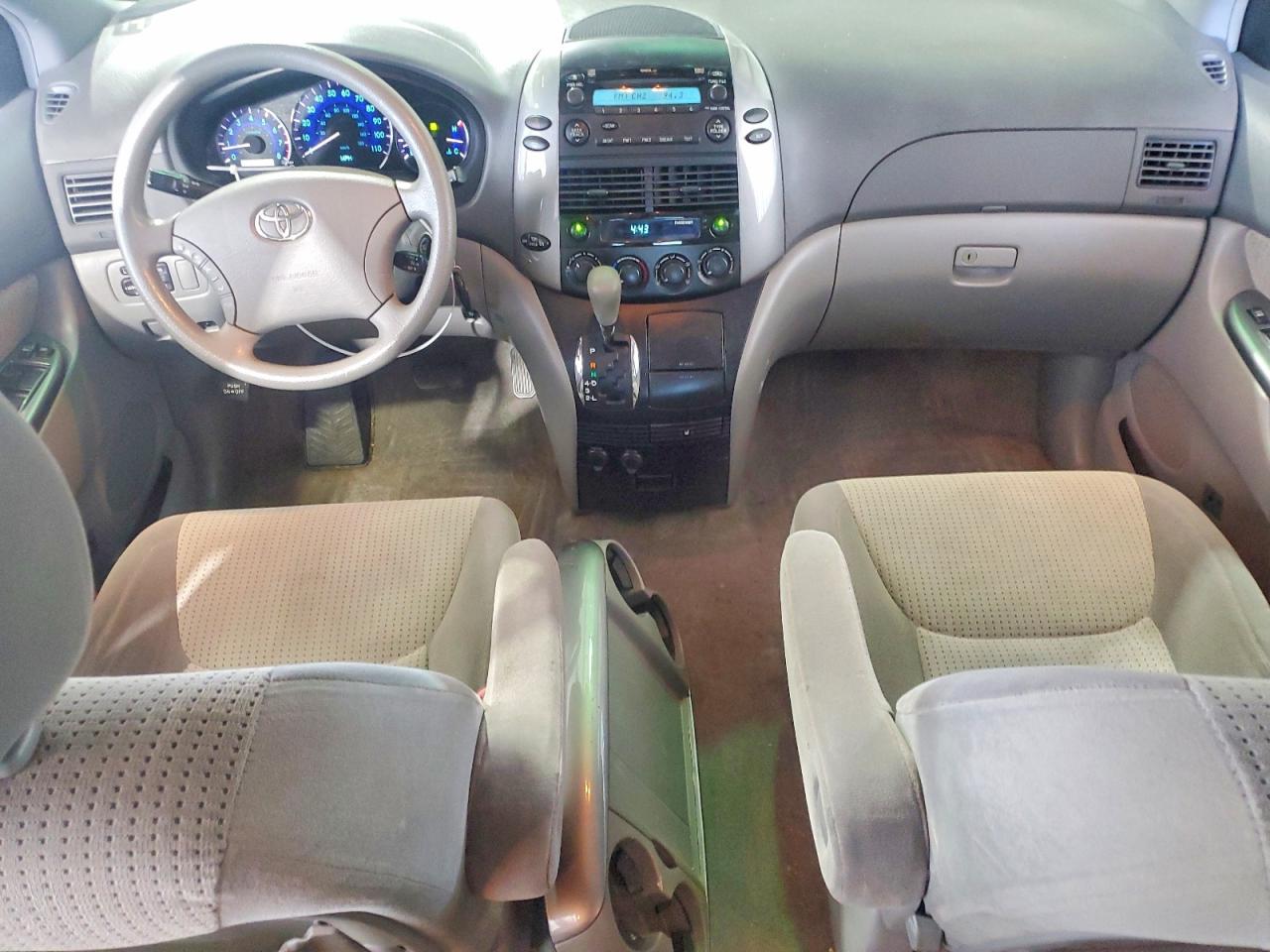2008 TOYOTA SIENNA