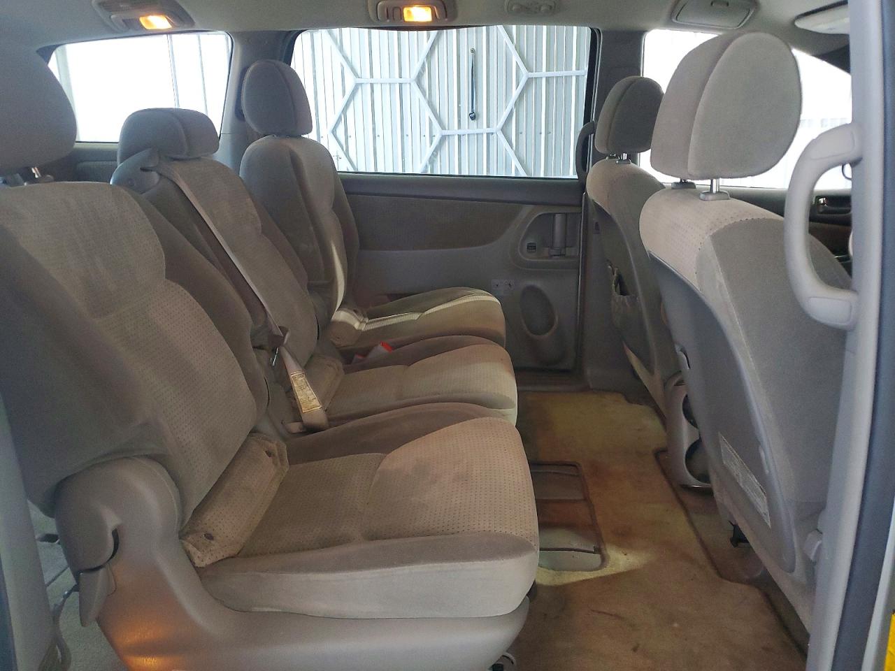 2008 TOYOTA SIENNA