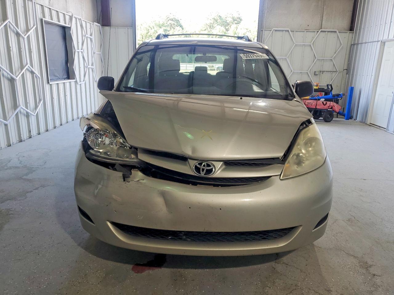 2008 TOYOTA SIENNA