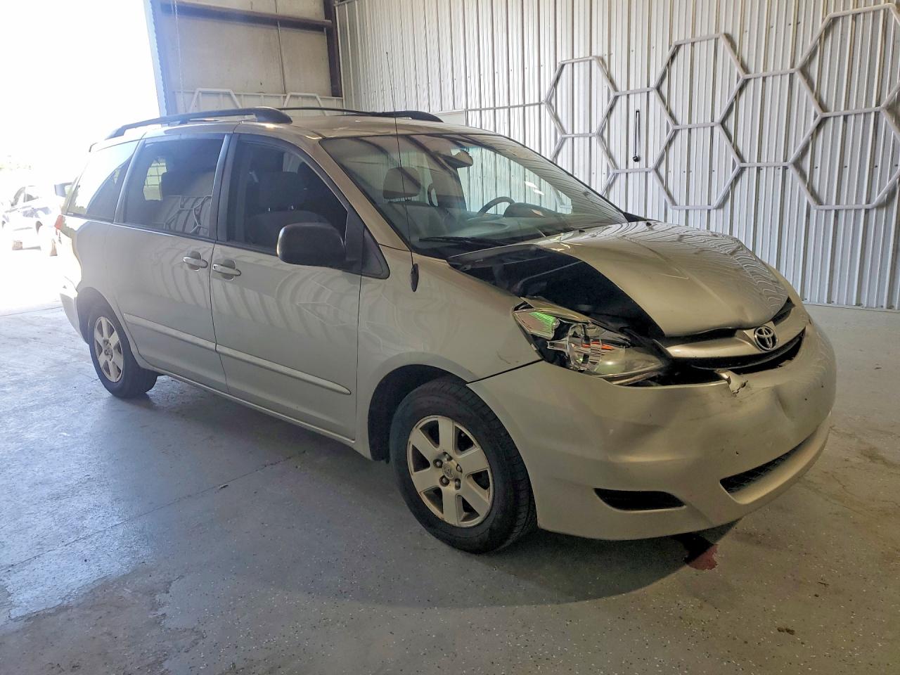2008 TOYOTA SIENNA