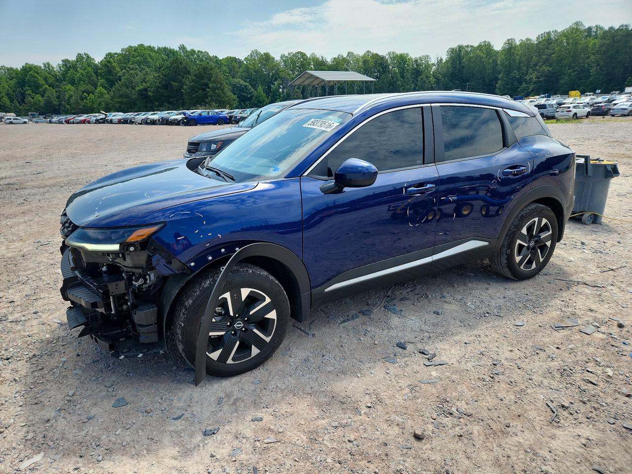 2025 NISSAN KICKS
