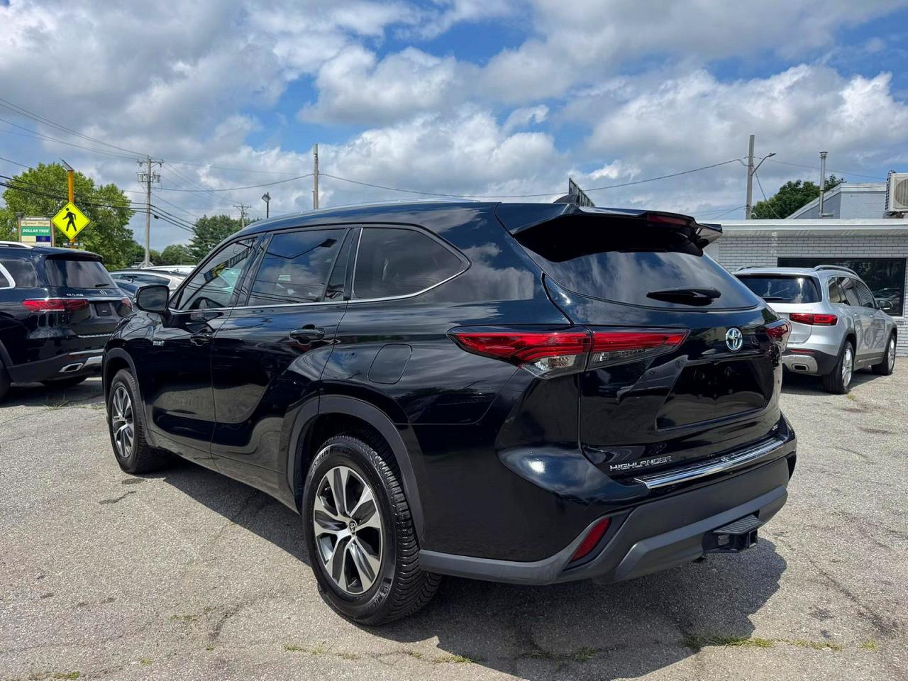 2021 TOYOTA HIGHLANDER