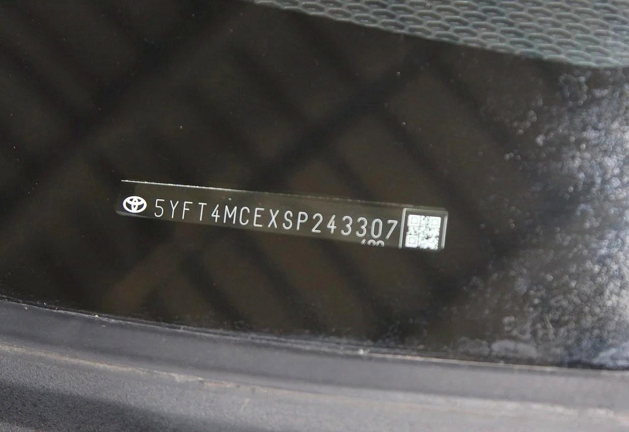 2025 TOYOTA COROLLA