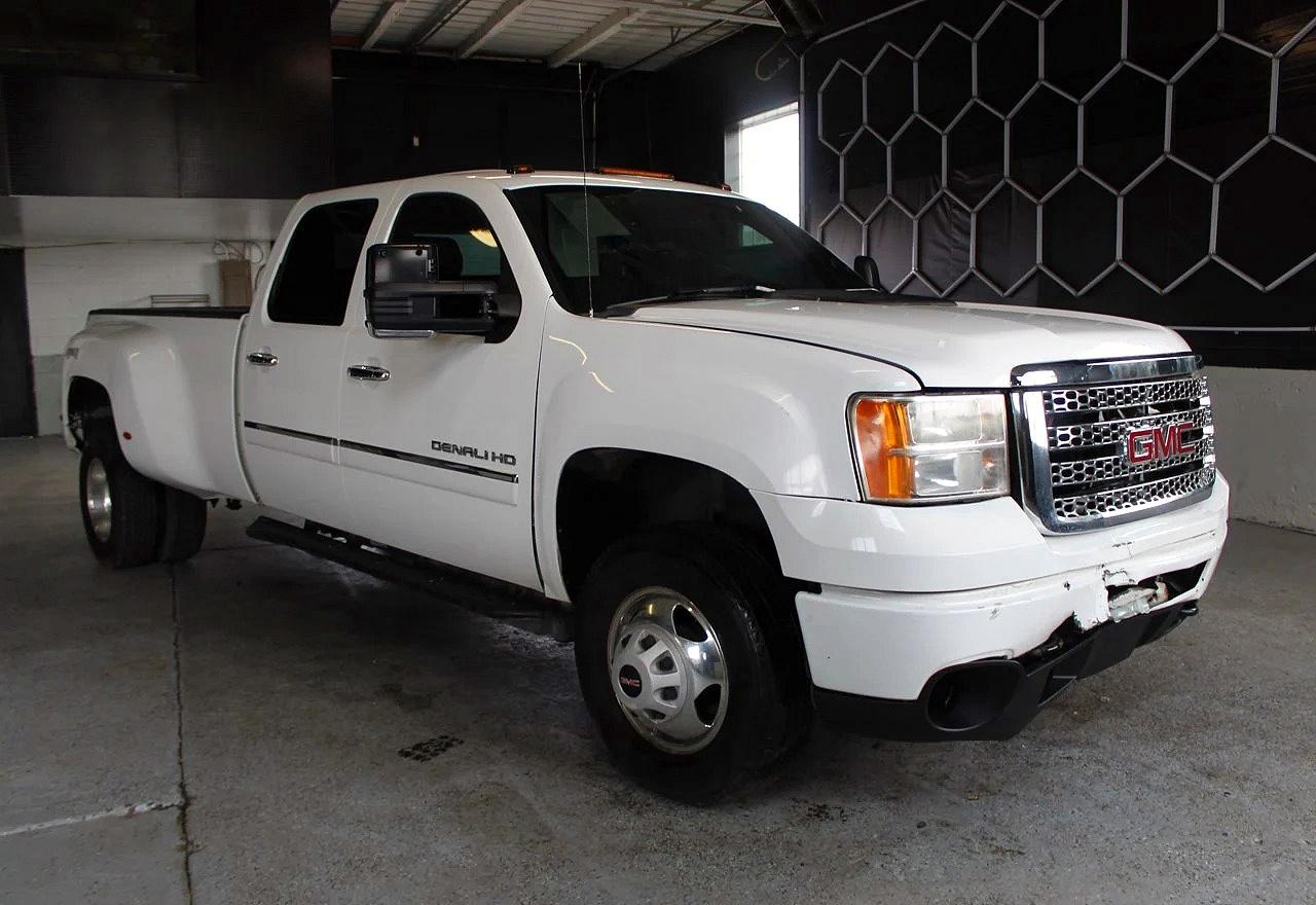 2013 GMC SIERRA