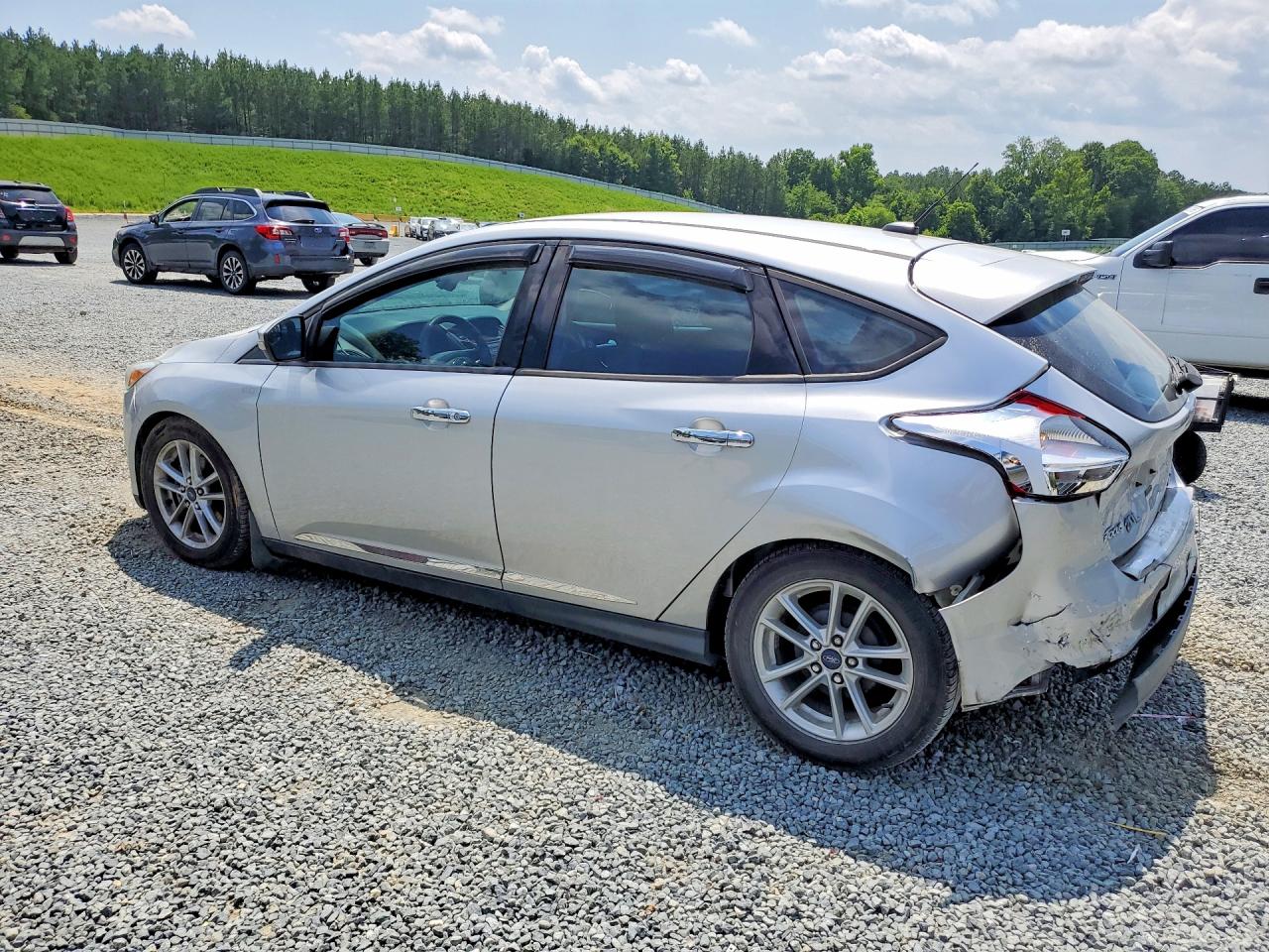 2016 FORD FOCUS