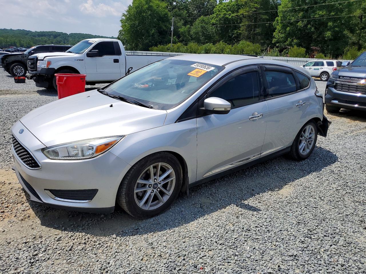 2016 FORD FOCUS