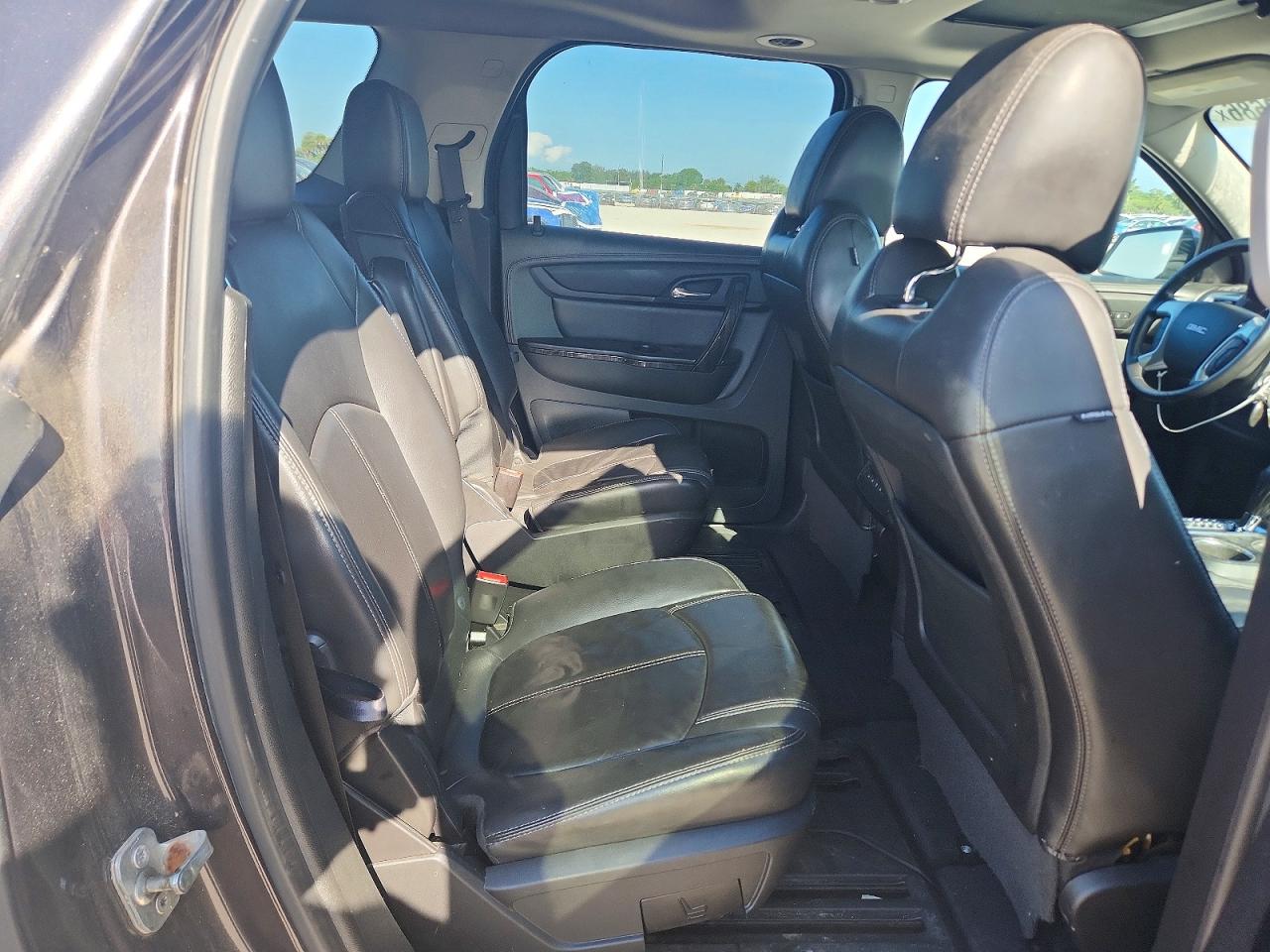 2016 GMC ACADIA