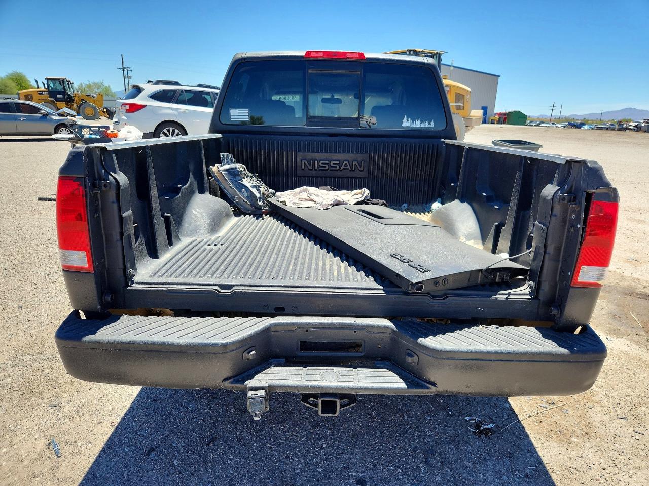 2004 NISSAN TITAN