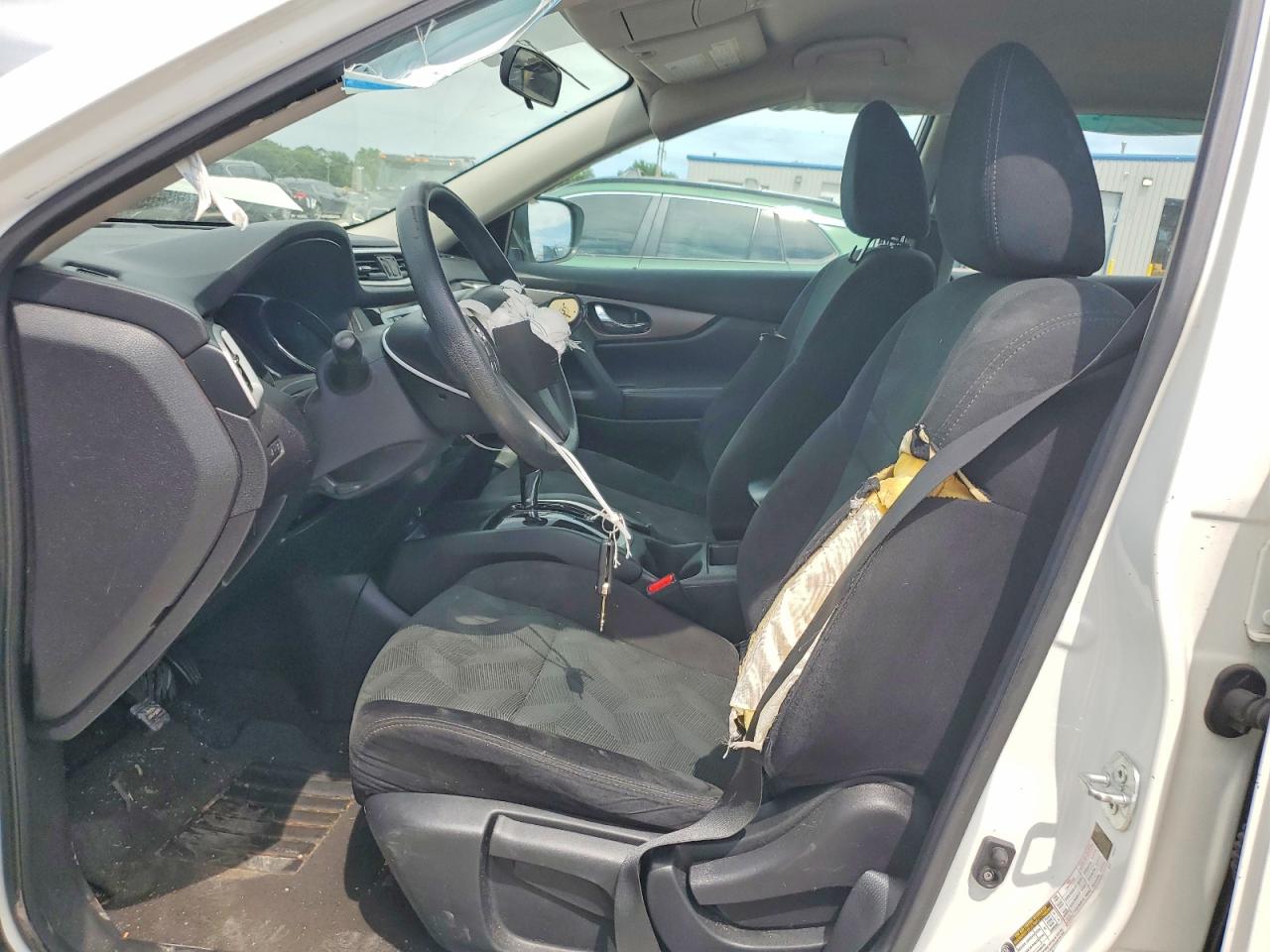 2016 NISSAN ROGUE