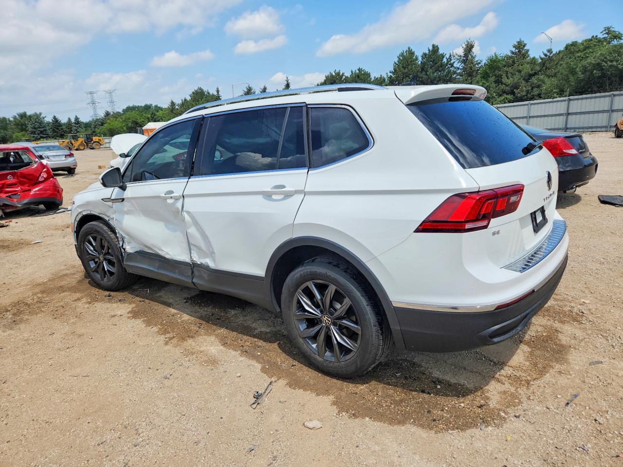 2022 VOLKSWAGEN TIGUAN