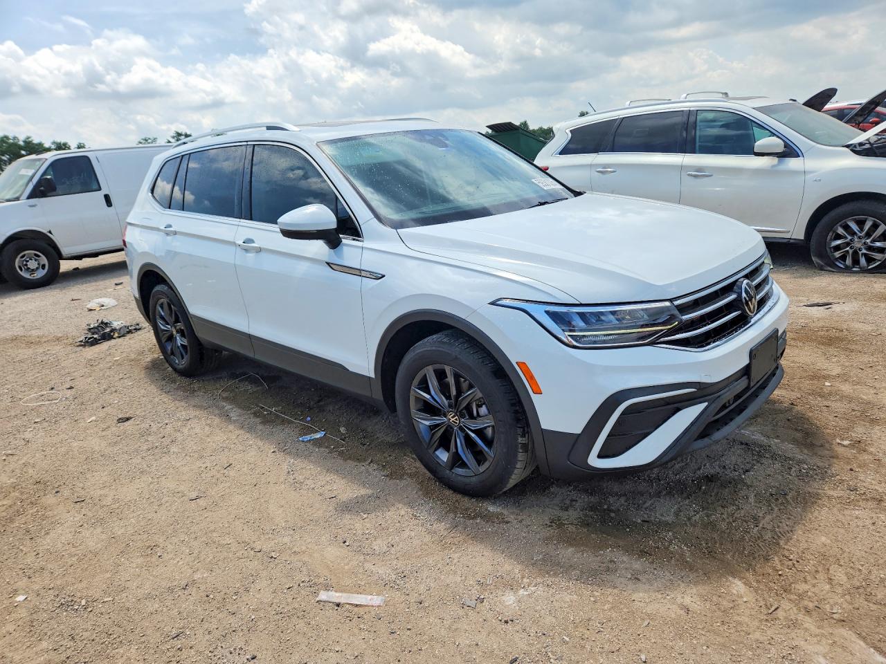 2022 VOLKSWAGEN TIGUAN