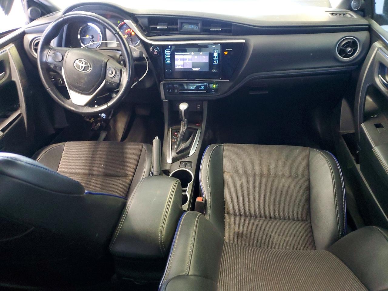 2017 TOYOTA COROLLA