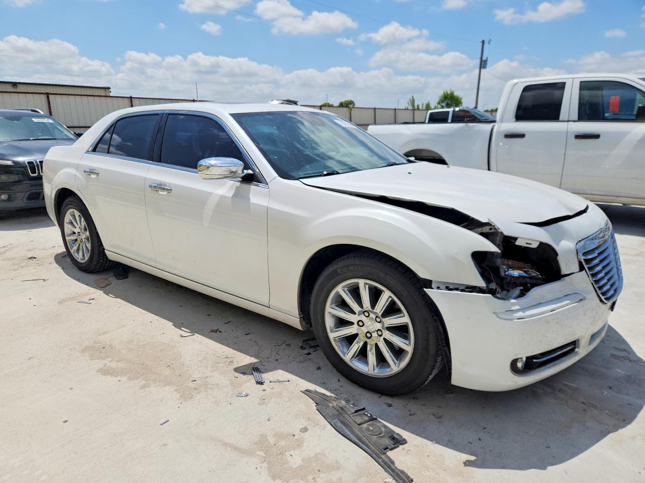2012 CHRYSLER 300