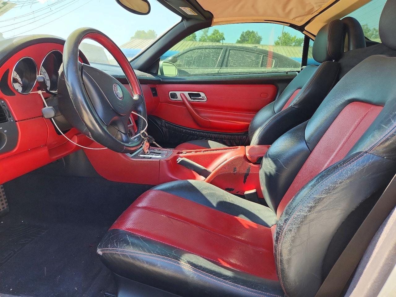 2001 MERCEDES-BENZ SLK-CLASS