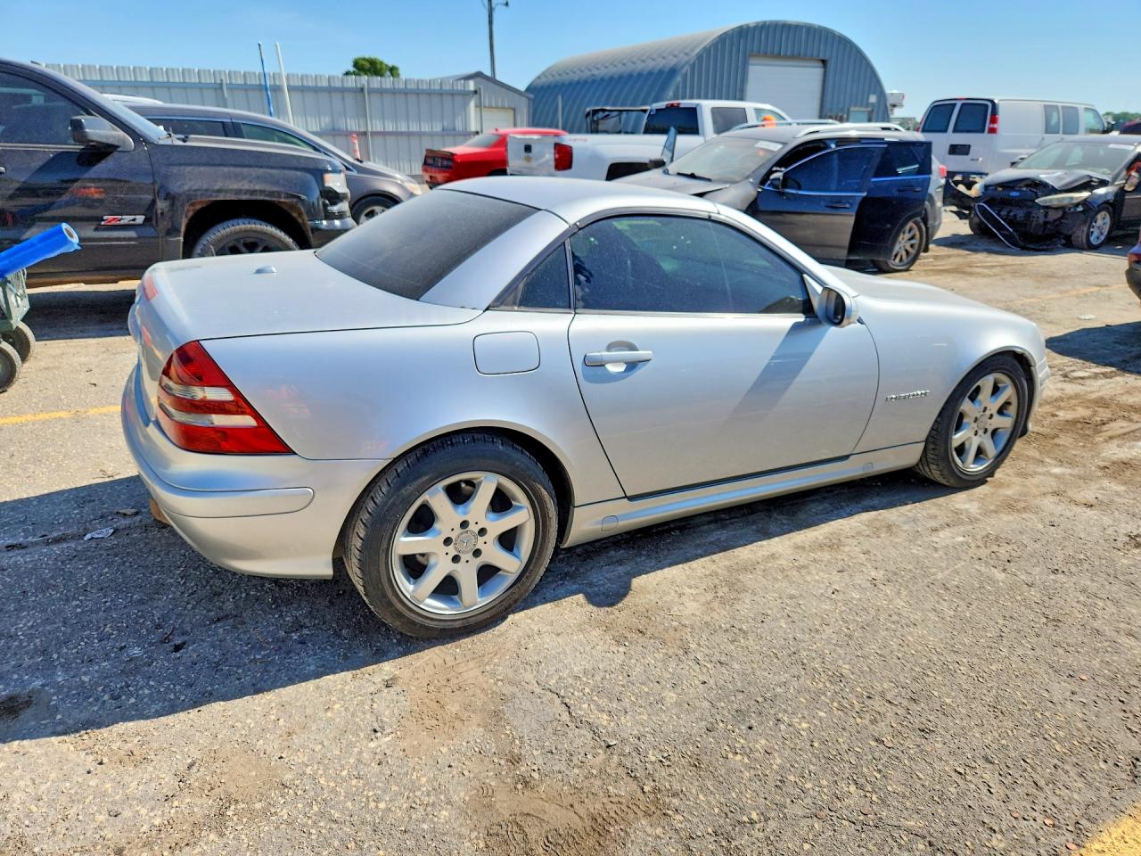 2001 MERCEDES-BENZ SLK-CLASS