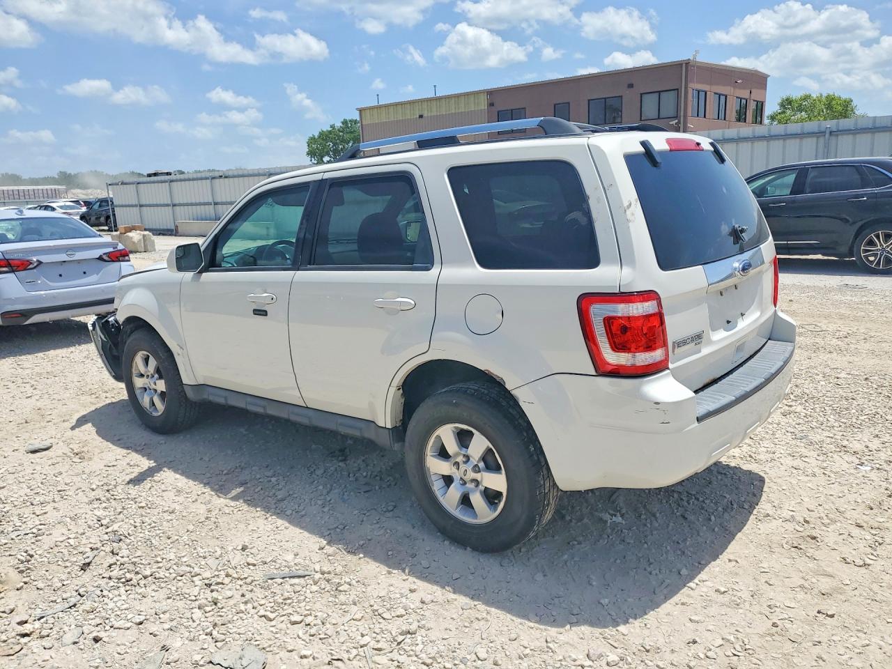2010 FORD ESCAPE