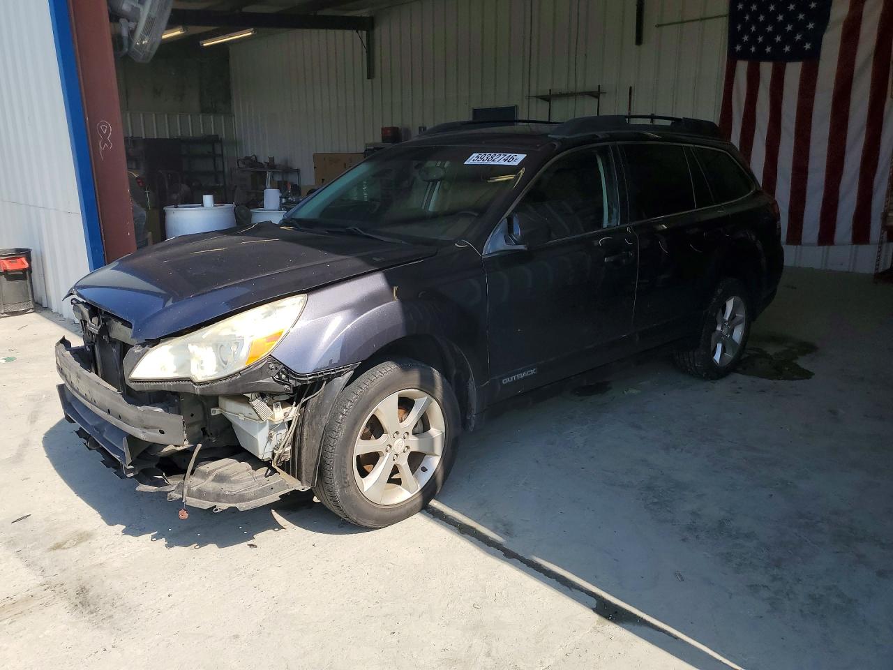 2013 SUBARU OUTBACK